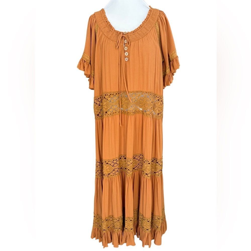 Lara Daisy Flowy Maxi Dress, on/off shoulder, tie front w/Sweet Lace Trim Sz S.
